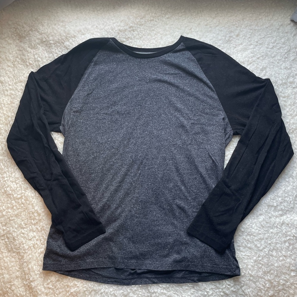 Men’s Color Block Long Sleeve T-Shirt